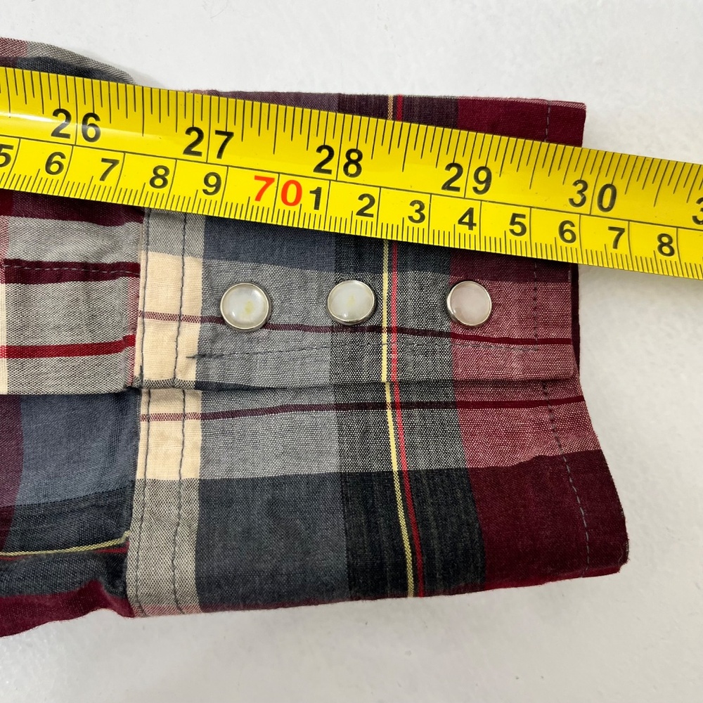 The Ely Plains Men's Western Shirt in size L features a red and gray plaid patte - Picture 8 of 8